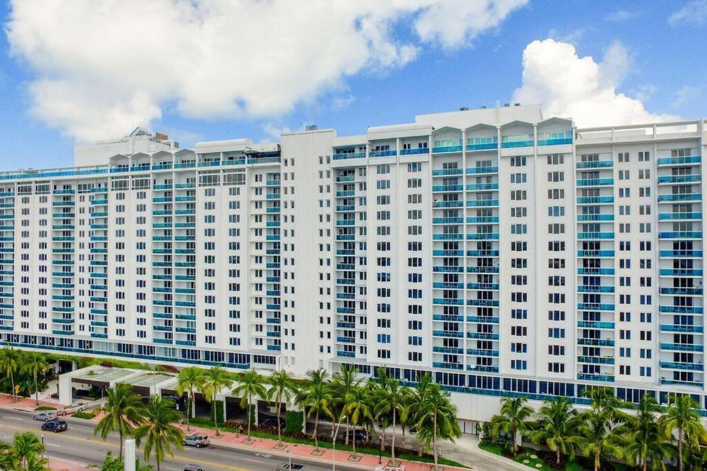 Oceanview 1 Hotel & Homes 1 Bedroom 1 And Half Bathrooms Luxe Condo With Balcony Miami Beach Exterior photo